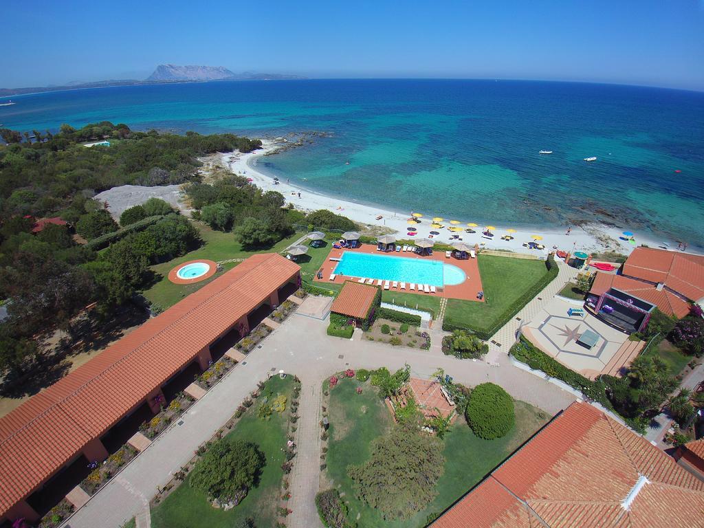 Hotel L'Esagono San Teodoro  Exterior foto